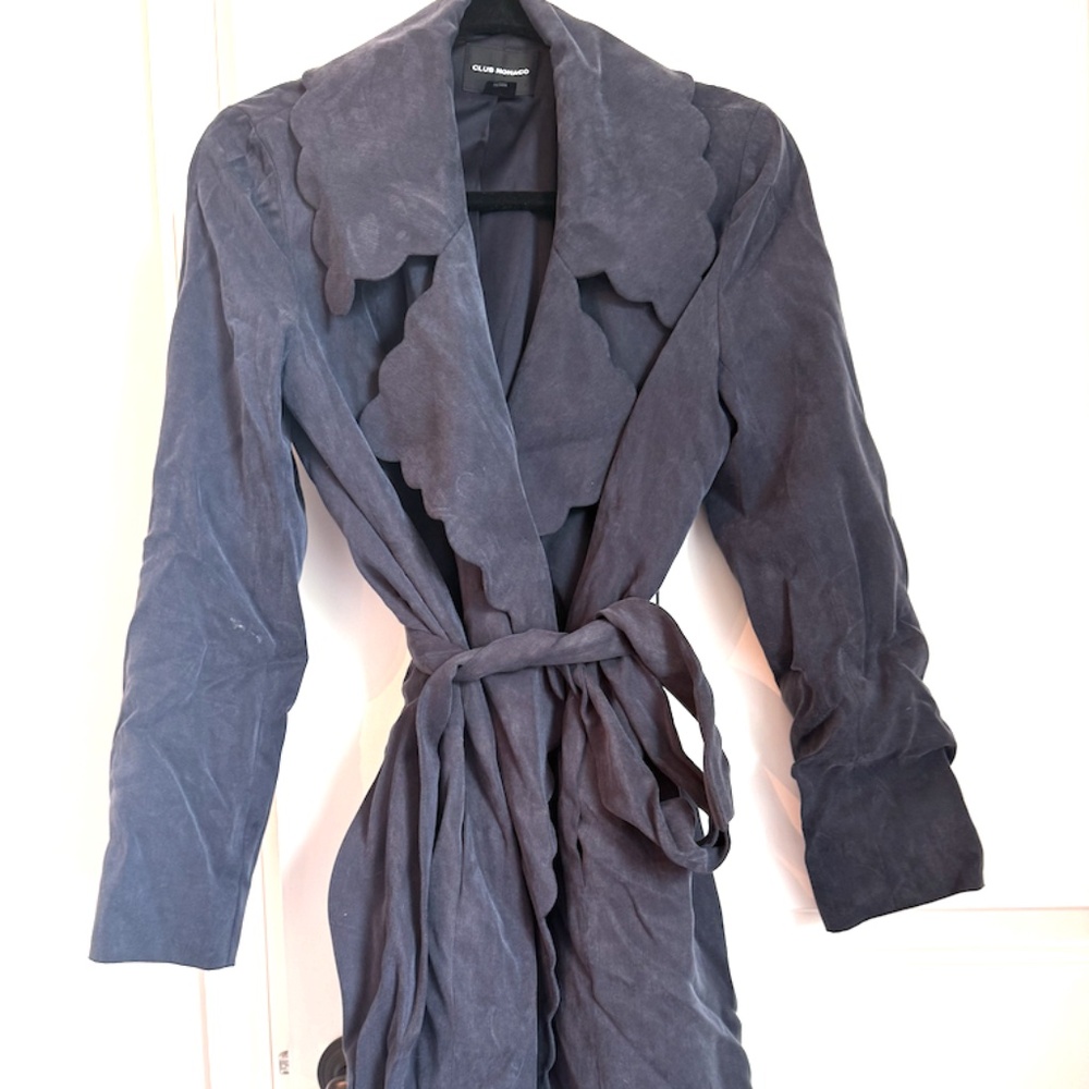 Club Monaco Frederrika Scalloped Navy Blue Trench Coat. Size Medium